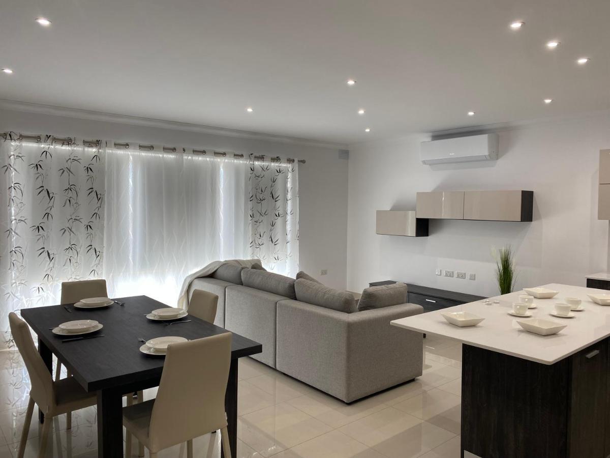 New 3 Bedroom Apartment Close To Airport Zurrieq Exterior foto